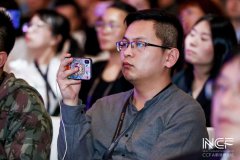 常宏設計師侯俊晨、王飛—— “CCFA新消費論壇-2019中國特許加盟大會”交流學習
